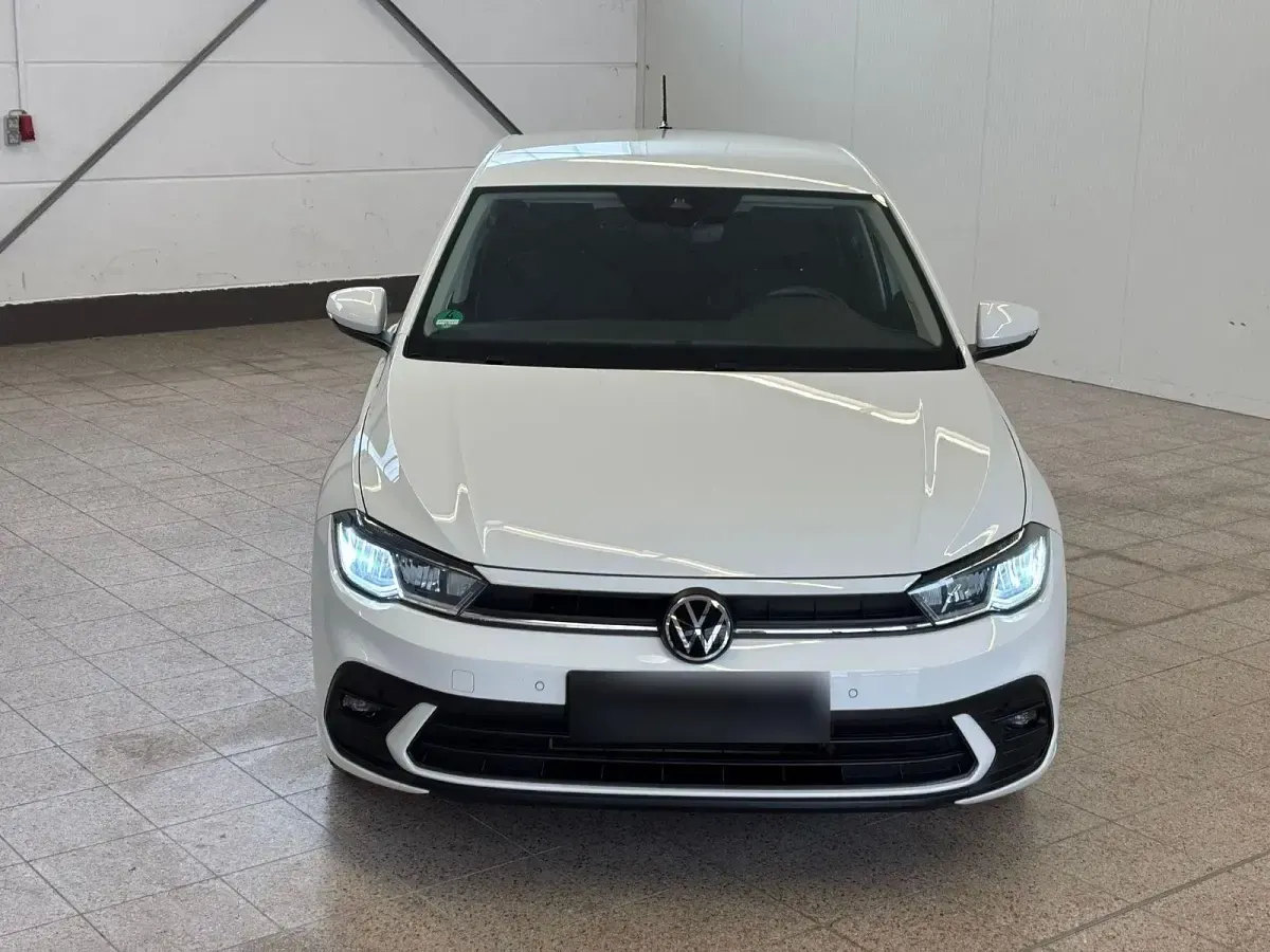 Gebraucht VW Polo Active 80 PS (58 kW) 2022 Weiß Kleinwagen