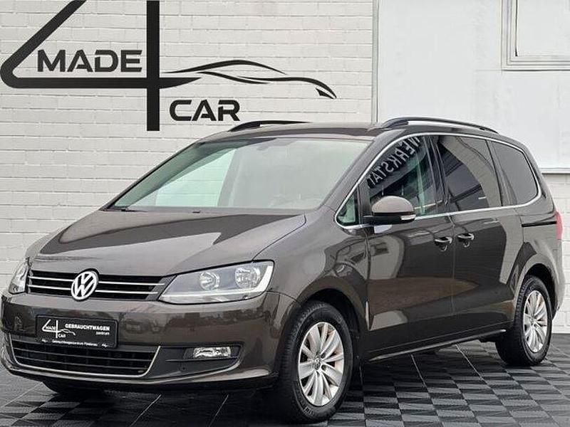 Schwarz Gebraucht 2015 VW Sharan Comfortline Van / Kleinbus | 8.911 € (Fairer Preis) - Bild 1/4