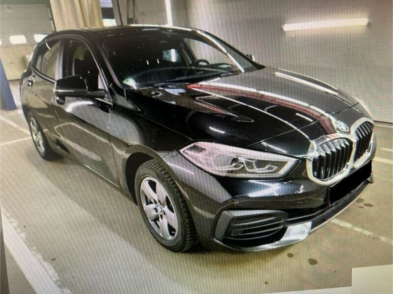 Schwarz Gebraucht 2021 BMW 116 Advantage Kleinwagen | 18.480 € (Fairer Preis) - Bild 1/4