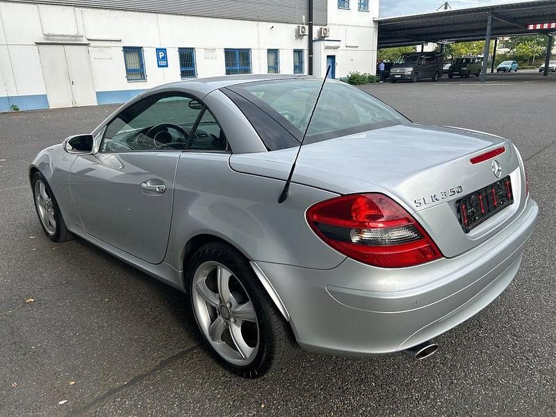 Gebraucht Mercedes SLK350 272 PS (200 kW) 2008 Iridiumsilber Cabrio