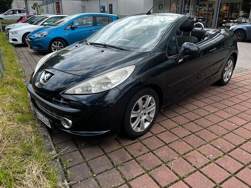 Schwarz Gebraucht 2007 Peugeot 207 CC Cabrio | 1.690 € (Etwas zu teuer) - Bild 1/4
