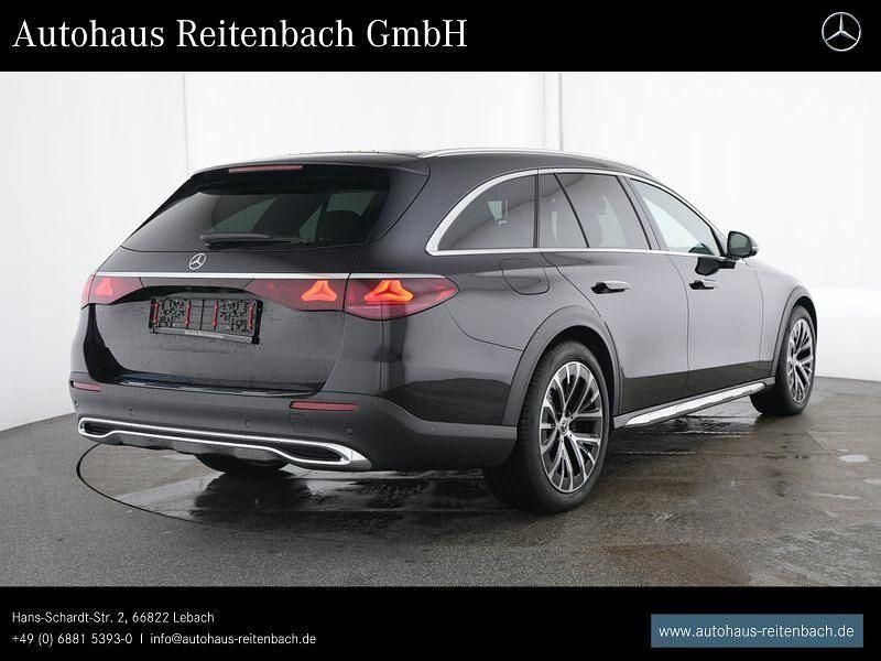 Gebraucht Mercedes E220 All-Terrain 197 PS (144 kW) 2025 Schwarz Kombi