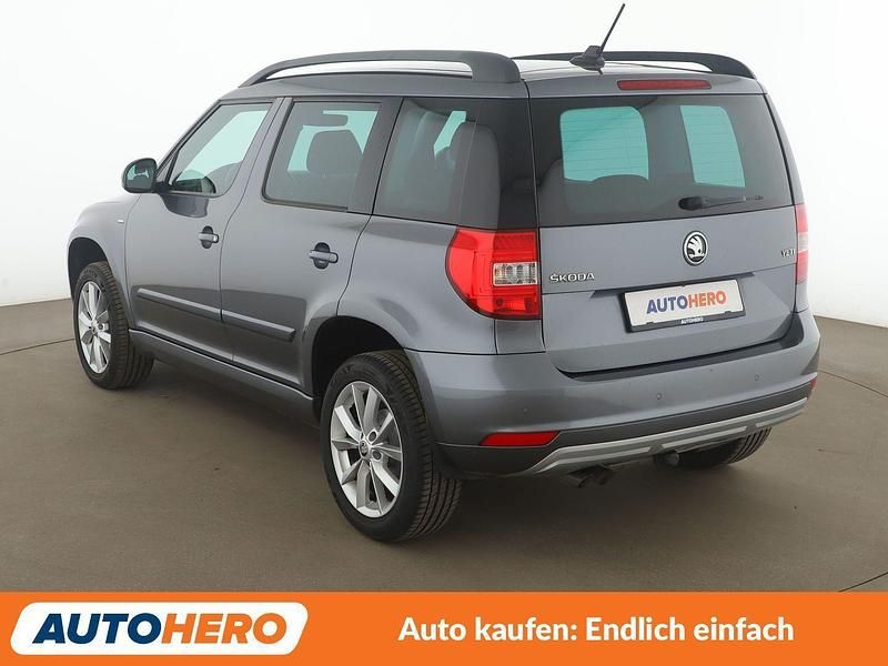 Gebraucht Skoda Yeti Drive 110 PS (80 kW) 2017 Grau SUV