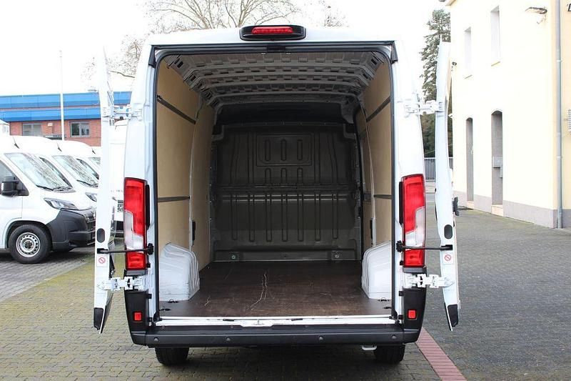 Gebraucht Citroën Jumper 165 PS (121 kW) 2024 Weiß Van / Kleinbus