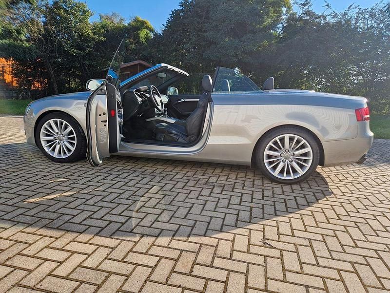 Gebraucht 2010 Audi A5 Cabriolet Sport Cabrio | 12.500 € (Fairer Preis) - Bild 1/4