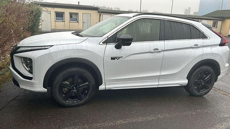 Gebraucht Mitsubishi Eclipse Cross Edition 188 PS (138 kW) 2022 Weiß SUV