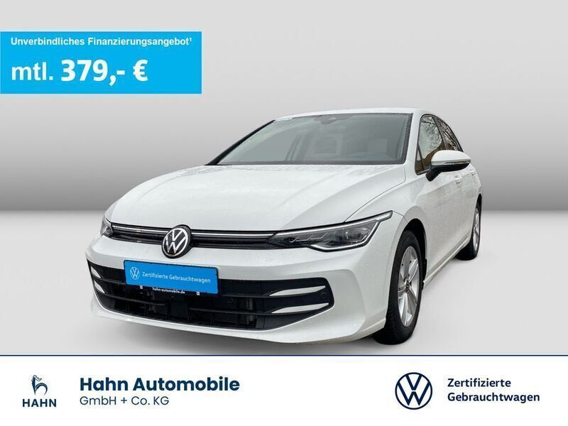 Weiß Gebraucht 2024 VW Golf VIII Life Limousine | 32.390 € (Teuer) - Bild 1/3