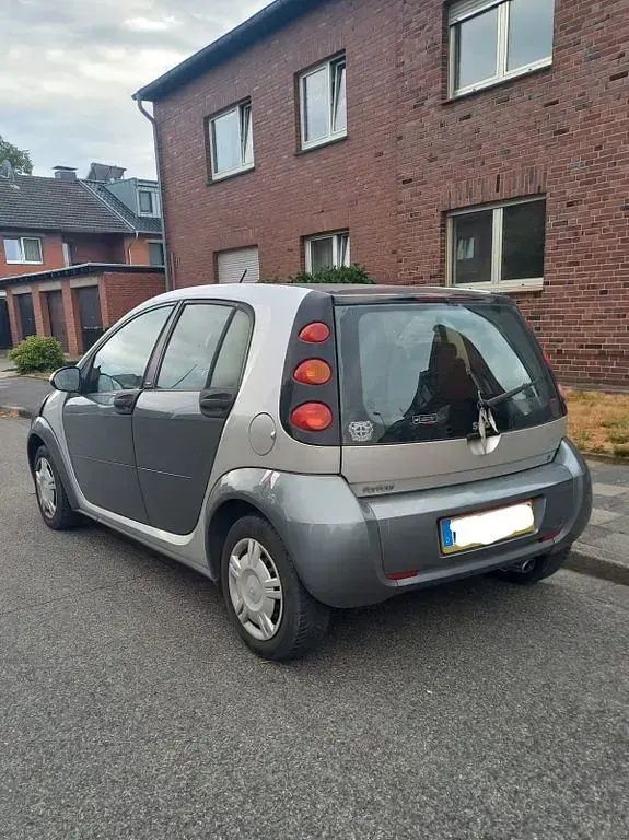 Gebraucht Smart ForFour Pulse 75 PS (55 kW) 2004 Silber Kleinwagen