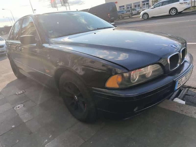 Gebraucht 2003 BMW 530 Limousine | 1.500 € (Guter Preis) - Bild 1/4