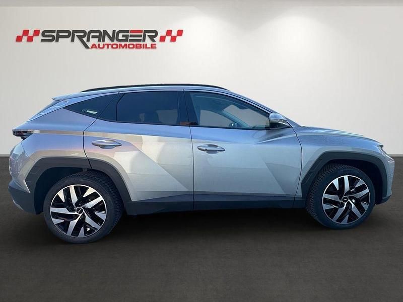 Neu Hyundai Tucson GO! 160 PS (117 kW) 2025 Shimmering silver SUV