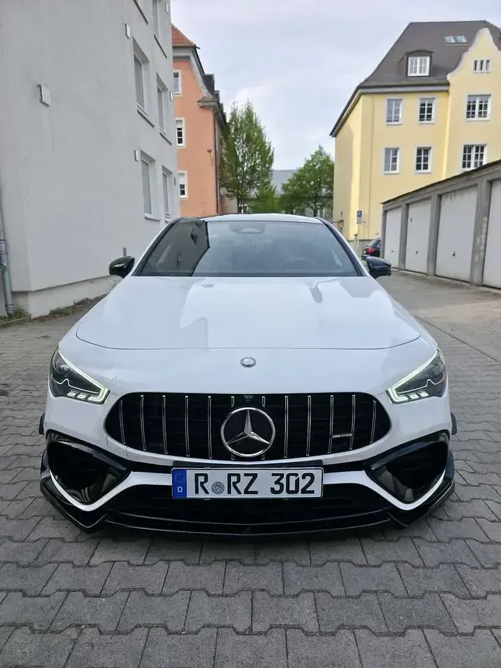 Gebraucht Mercedes CLA45 AMG AMG 421 PS (309 kW) 2024 Coupé