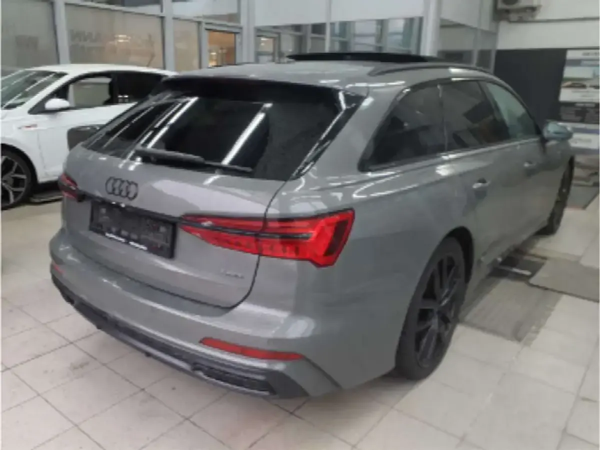 Gebraucht Audi A6 S-Line 367 PS (269 kW) 2023 Grau Kombi