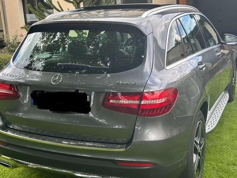 Gebraucht Mercedes GLC220 170 PS (125 kW) 2018 Grau SUV
