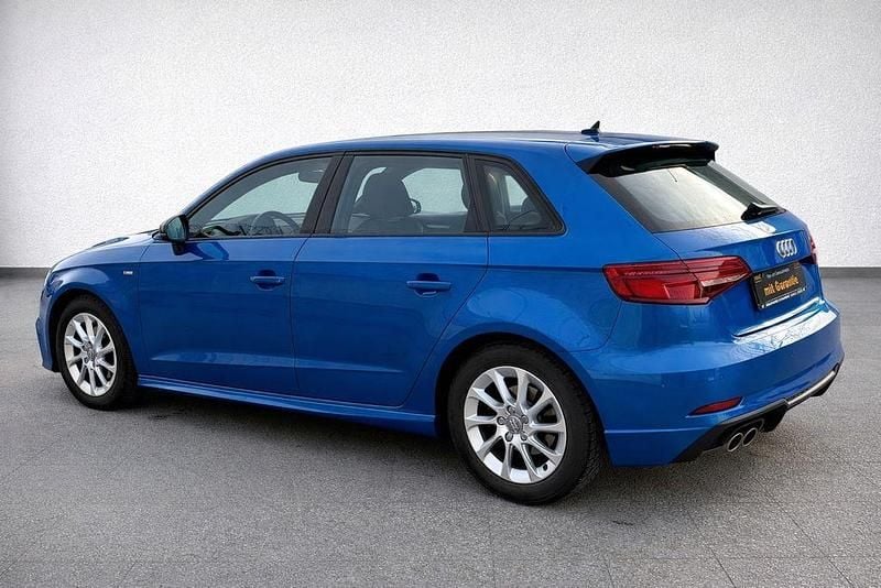 Gebraucht Audi A3 S-line plus 150 PS (110 kW) 2019 Arablau kristalleffekt Limousine
