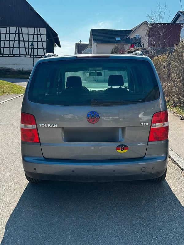 Gebraucht VW Touran 105 PS (77 kW) 2005 Grau Van / Kleinbus