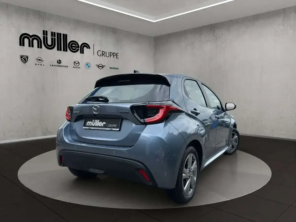 Neu Mazda 2 Exclusive 116 PS (85 kW) 2026 Sky grey Kleinwagen