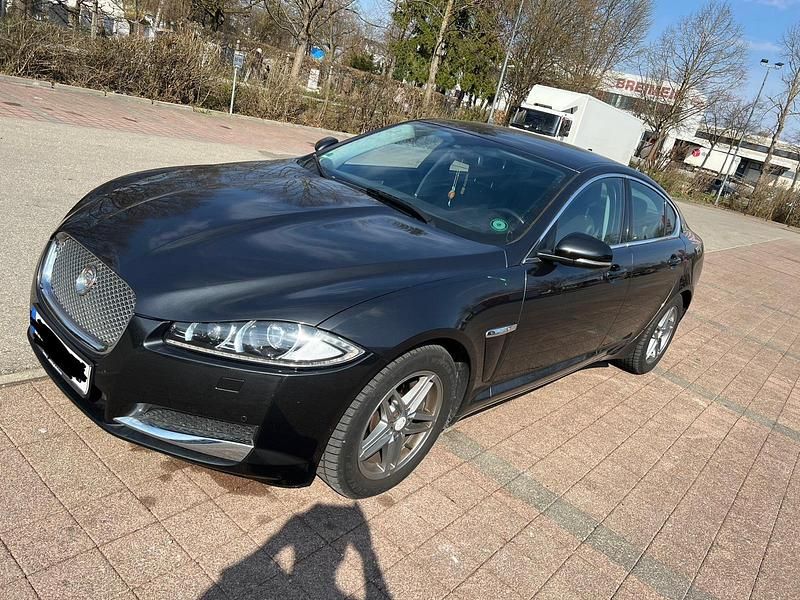 Gebraucht Jaguar XF 200 PS (147 kW) 2013 Schwarz Limousine