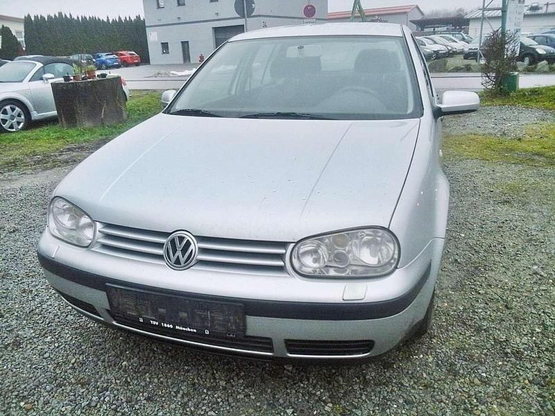 Silber Gebraucht 2001 VW Golf IV Edition Limousine | 399 € (Superpreis) - Bild 1/4