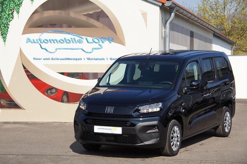 Schwarz Neu 2025 Fiat Doblò Van / Kleinbus | 27.790 € (Guter Preis) - Bild 1/4