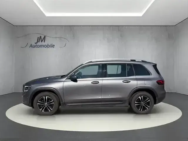 Gebraucht Mercedes GLB200 Style 150 PS (110 kW) 2023 Mountaingrau SUV