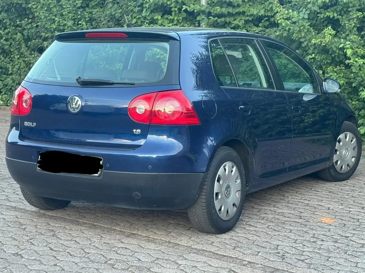 Gebraucht VW Golf VI 102 PS (75 kW) 2008 Blau Kleinwagen