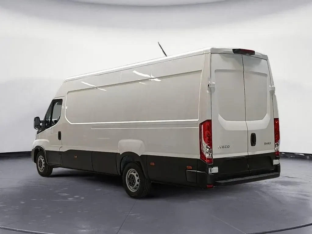Neu Iveco Daily 177 PS (130 kW) 2026 Blanc Van