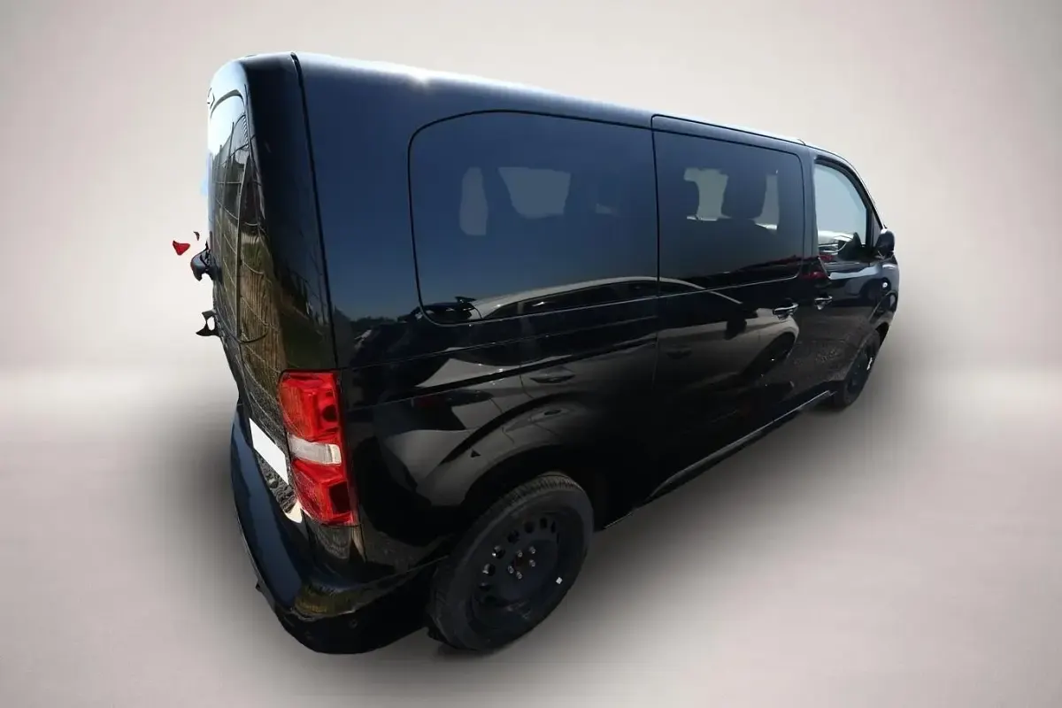 Neu Peugeot e-Traveller S 100 kW (136 PS) 2026 Manufacturer Van / Kleinbus