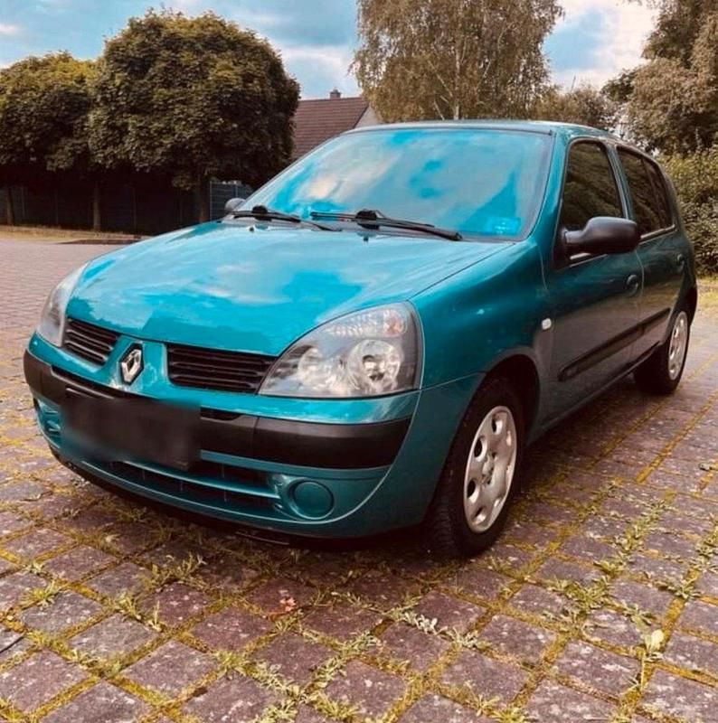 Gebraucht Renault Clio II 75 PS (55 kW) 2005 Grün Kleinwagen