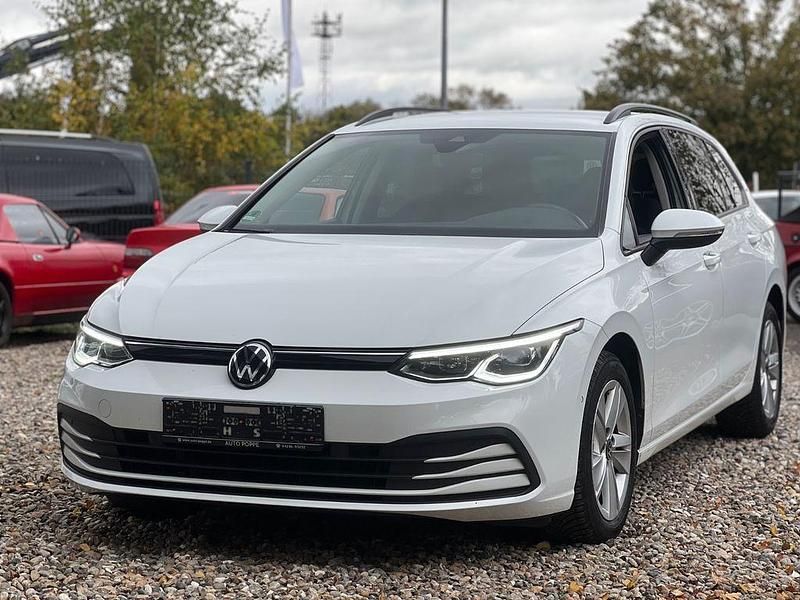 Weiß Gebraucht 2021 VW Golf VIII Limousine | 12.790 € (Superpreis) - Bild 1/4