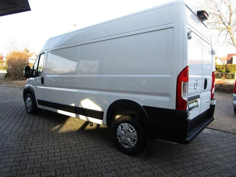 Gebraucht Opel Movano 165 PS (121 kW) 2022 Weiß Van