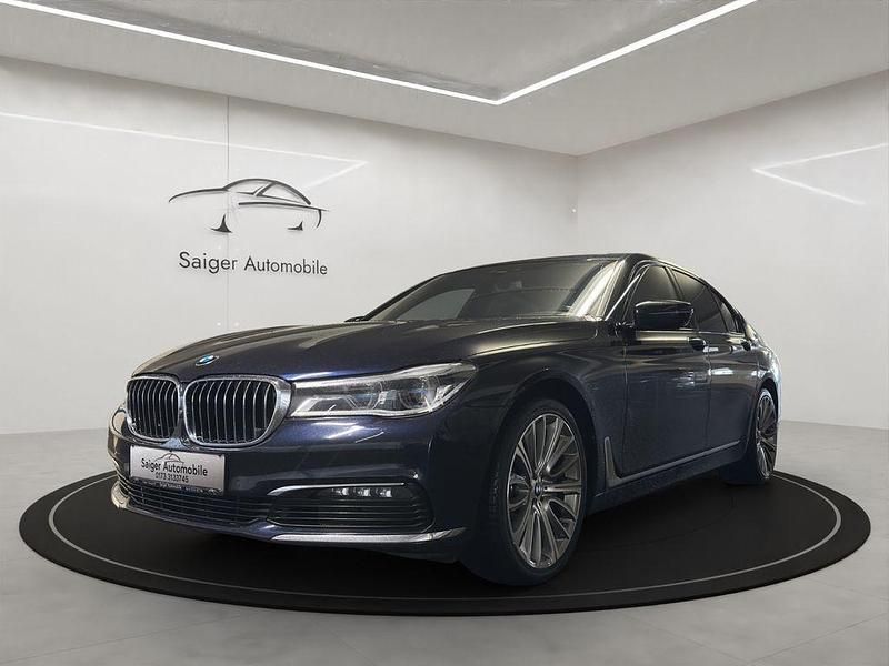 Gebraucht BMW 750 Sport Line 449 PS (330 kW) 2017 Blau Limousine