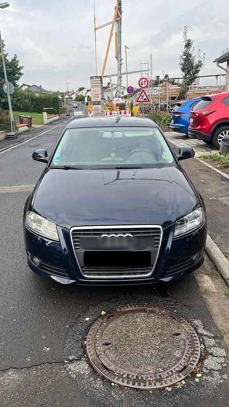 Blau Gebraucht 2009 Audi A3 Sportback Kleinwagen | 3.900 € (Superpreis) - Bild 1/4