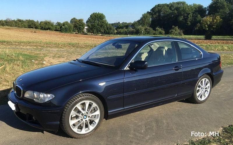 Gebraucht BMW 330 Sport Line 204 PS (150 kW) 2005 Blau Coupé