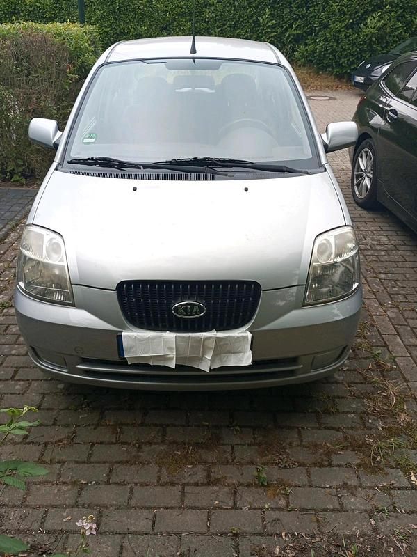 Gebraucht Kia Picanto 65 PS (47 kW) 2007 Silber Kleinwagen