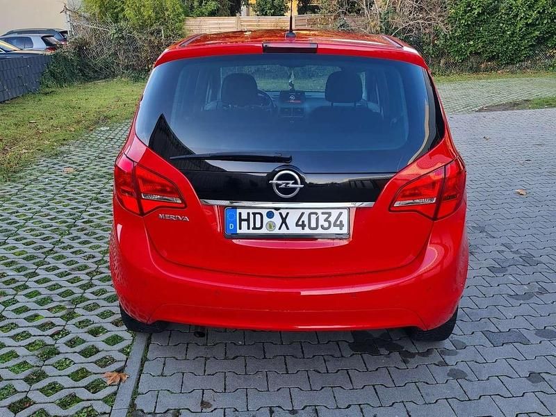 Gebraucht Opel Meriva Color Edition 120 PS (88 kW) 2015 Rot Van / Kleinbus