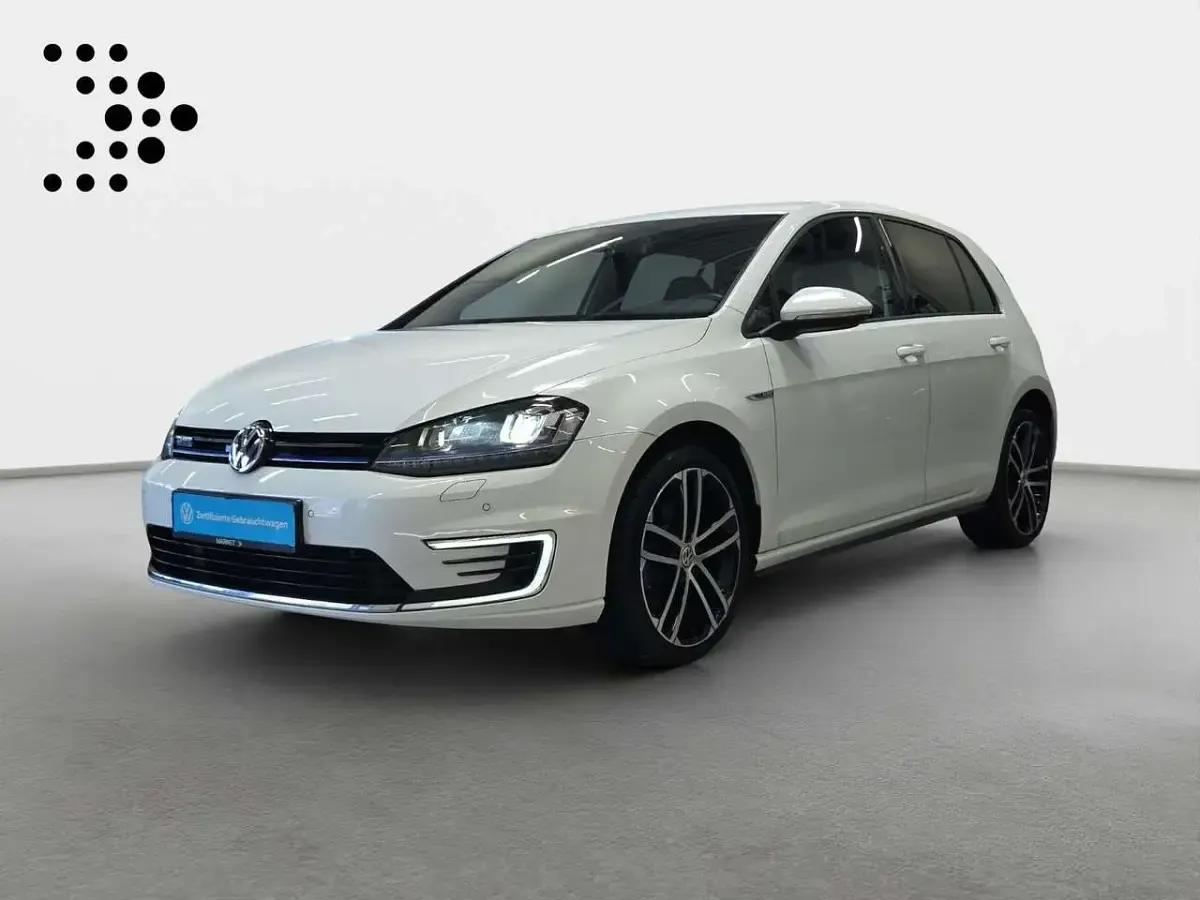 Gebraucht VW Golf VII GTE 204 PS (150 kW) 2015 Weiß Limousine