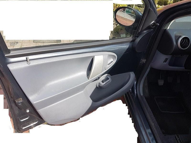 Gebraucht Toyota Aygo 68 PS (50 kW) 2005 Kleinwagen