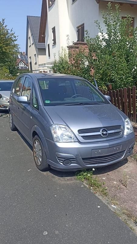 Silber Gebraucht 2004 Opel Meriva Van / Kleinbus | 399 € (Superpreis) - Bild 1/4