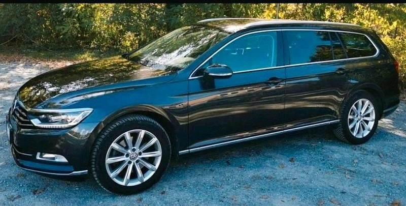 Gebraucht VW Passat Highline 150 PS (110 kW) 2016 Schwarz Kombi
