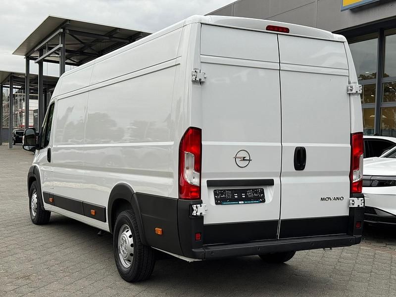 Gebraucht Opel Movano 165 PS (121 kW) 2024 Lackierung weiss icy/typ spiegel flach standard Van