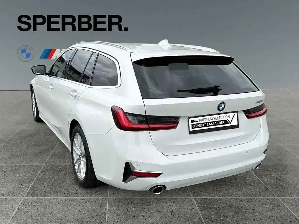 Gebraucht BMW 330 Luxury Line 258 PS (189 kW) 2021 Weiß Limousine