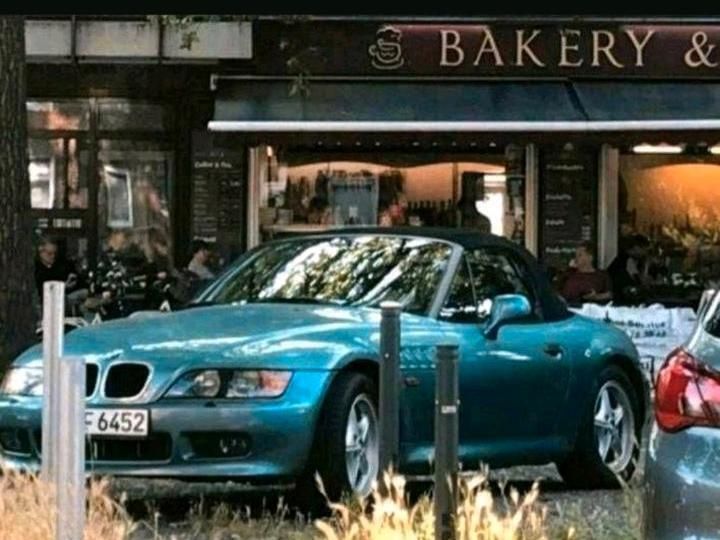 Blau Gebraucht 1996 BMW Z3 Cabrio | 8.400 € (Fairer Preis) - Bild 1/4