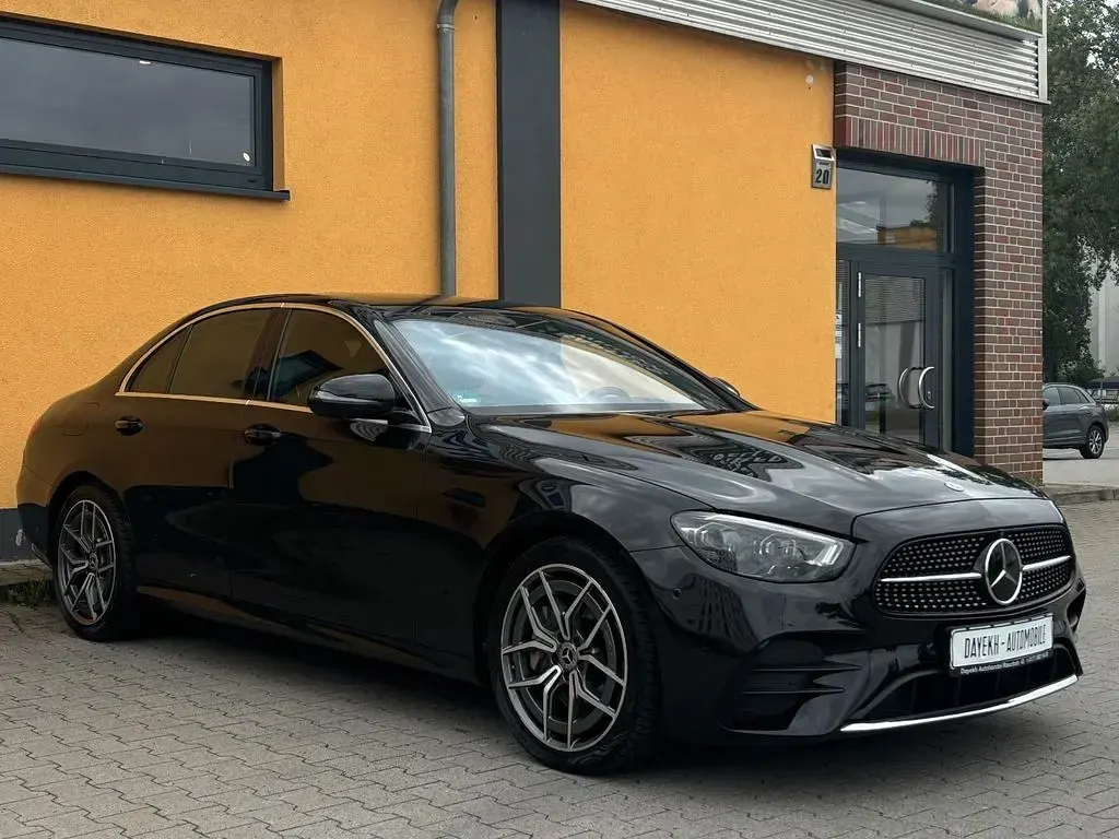 Gebraucht Mercedes E450 AMG line 367 PS (269 kW) 2021 Schwarz Limousine