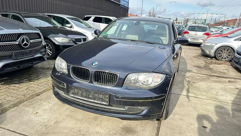 Gebraucht BMW 116 122 PS (89 kW) 2007 Blau Kleinwagen