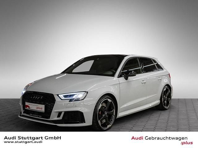 Gletscherweiß metallic Gebraucht 2020 Audi RS3 Sportback Comfort Kleinwagen | 43.850 € (Fairer Preis) - Bild 1/4