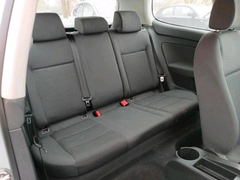 Gebraucht VW Golf V Trendline 101 PS (74 kW) 2004 Silber Kleinwagen