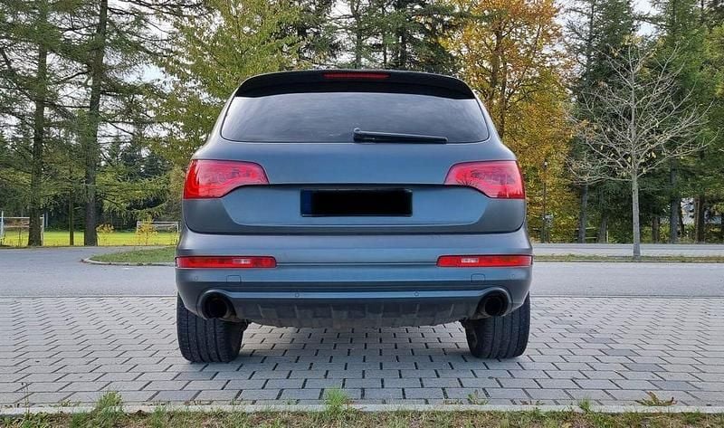 Second-hand Audi Q7 204 CP (150 kW) 2012 Gri SUV