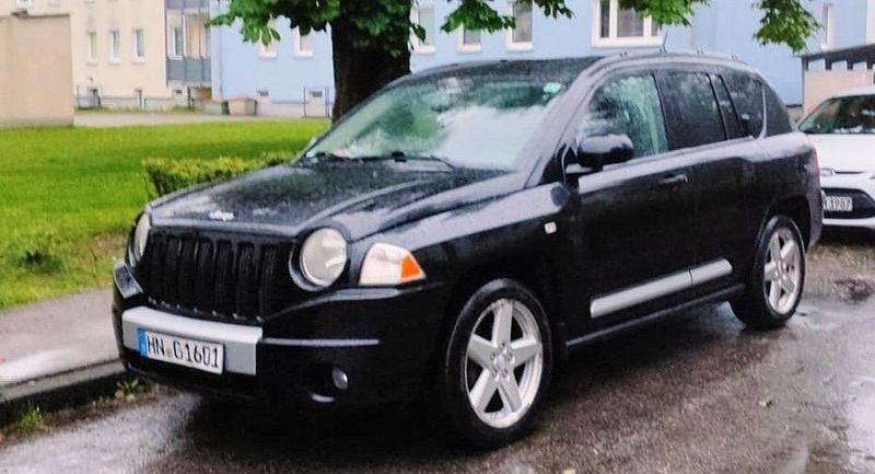 Second-hand Jeep Compass Limited 170 CP (125 kW) 2007 Negru SUV