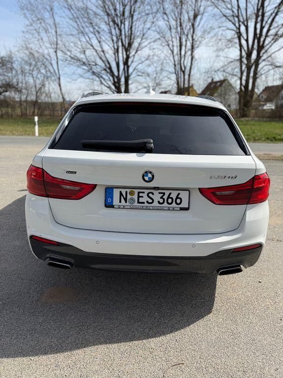 Gebraucht BMW 530 Performance 265 PS (194 kW) 2019 Weiß Kombi