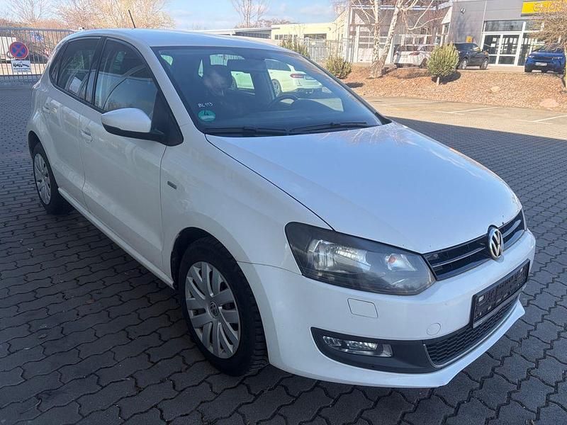 Gebraucht VW Polo Life 90 PS (66 kW) 2014 Weiß Limousine